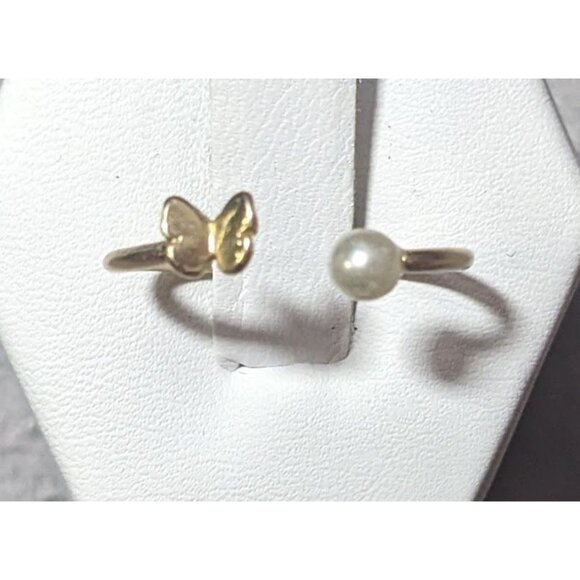 Minimalist Butterfly Faux Pearl Open Top Gold Tone Ring Size 7 3/4 - Picture 1 of 13